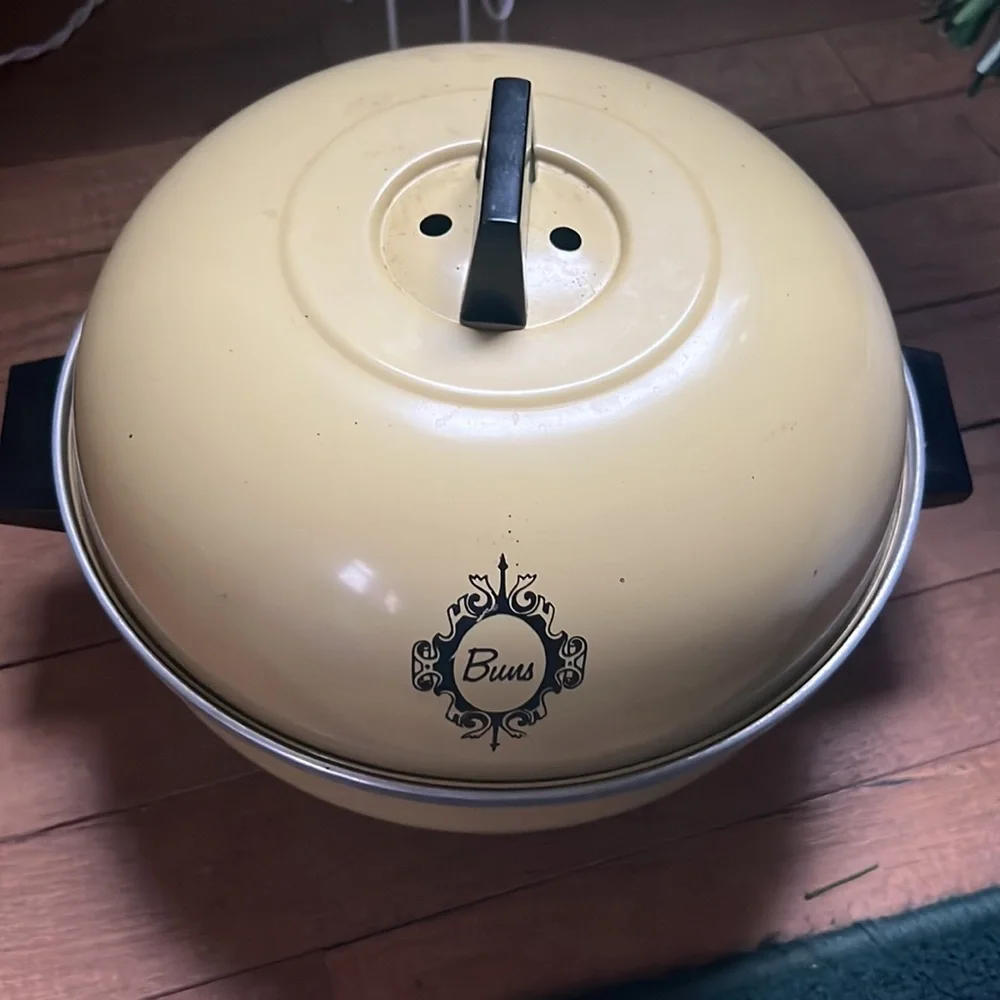 Vintage West Bend Serving Oven 3-Pc Multi-Purpose BUN WARMER & SERVER ~ USA - Picture 2 of 16